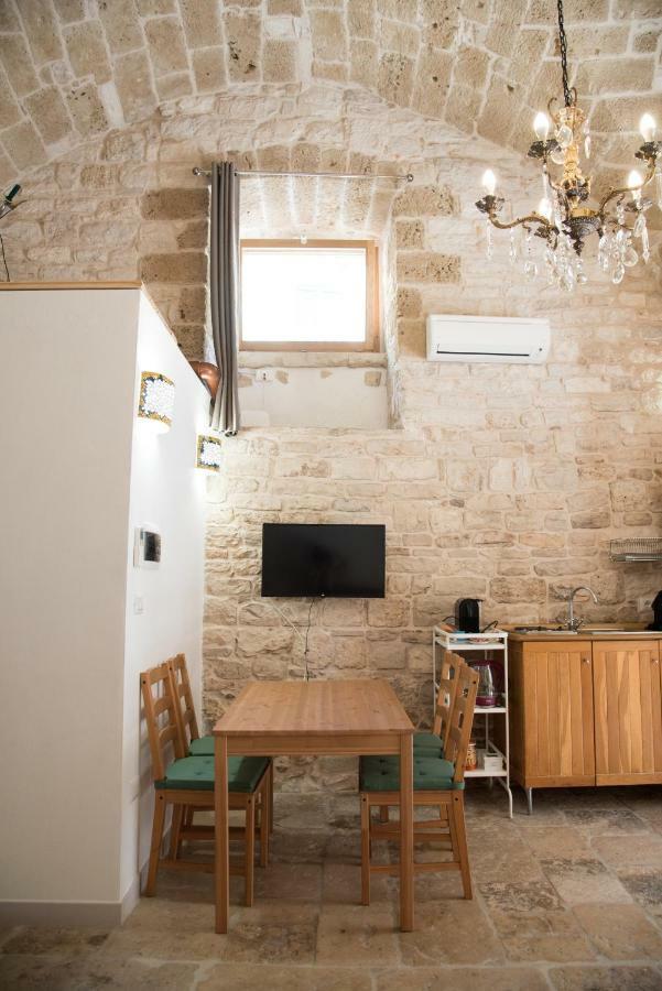 Piazza Duomo - Medieval Puglia'S House Giovinazzo Eksteriør billede