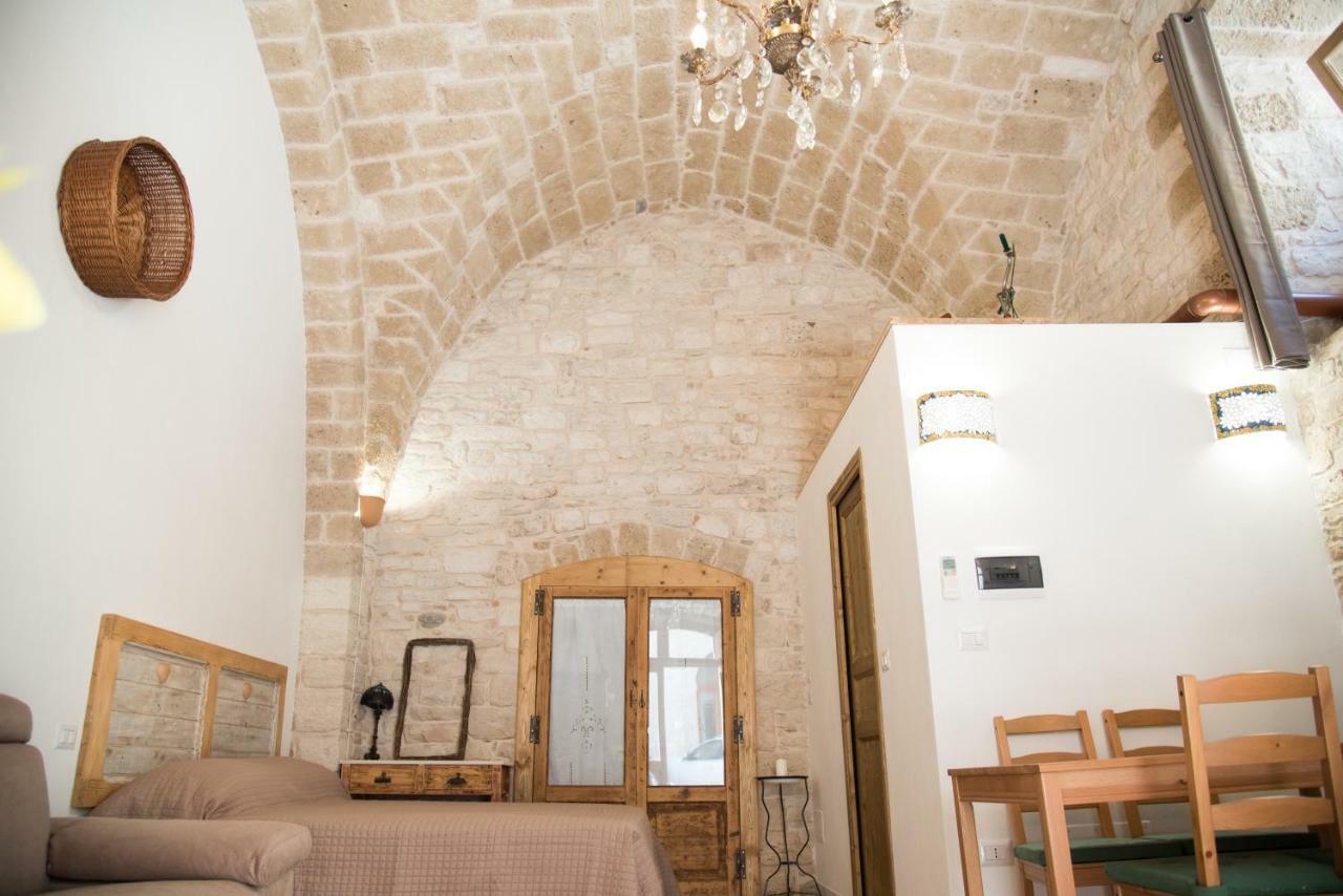 Piazza Duomo - Medieval Puglia'S House Giovinazzo Eksteriør billede